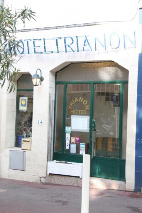 Отель Hôtel Trianon  Жюан-Ле-Пен